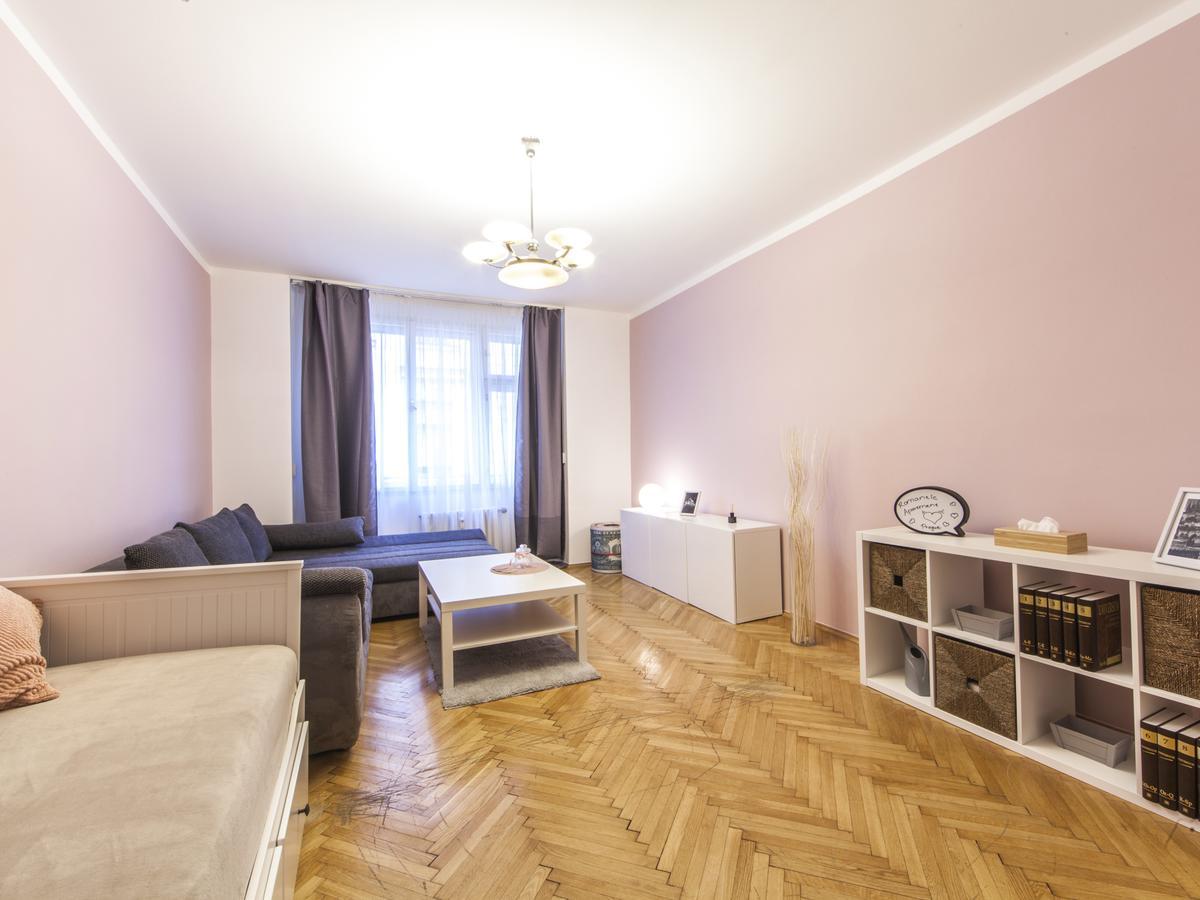 Modern Central Apartment Dlouha Прага Екстериор снимка