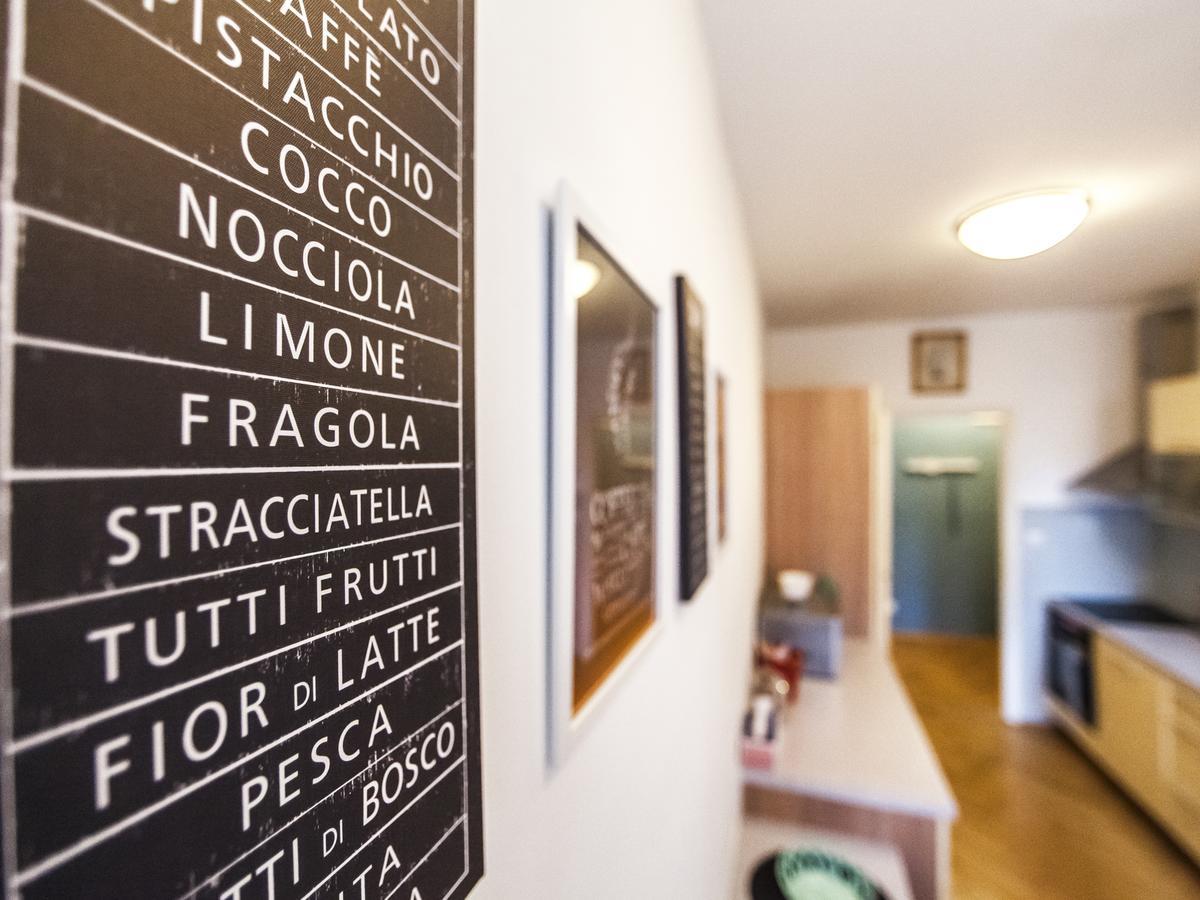 Modern Central Apartment Dlouha Прага Екстериор снимка